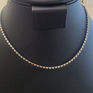 Elegant Silver Tone Necklace